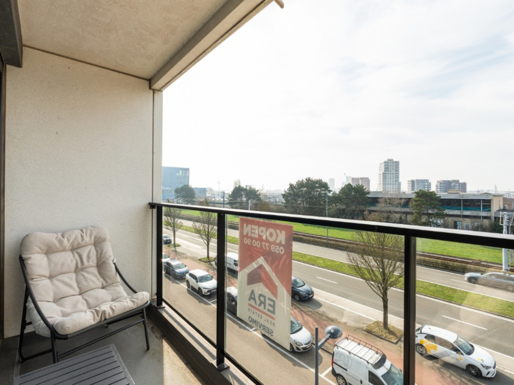 Dokter Eduard Moreauxlaan - 197 - 0303 - 8400