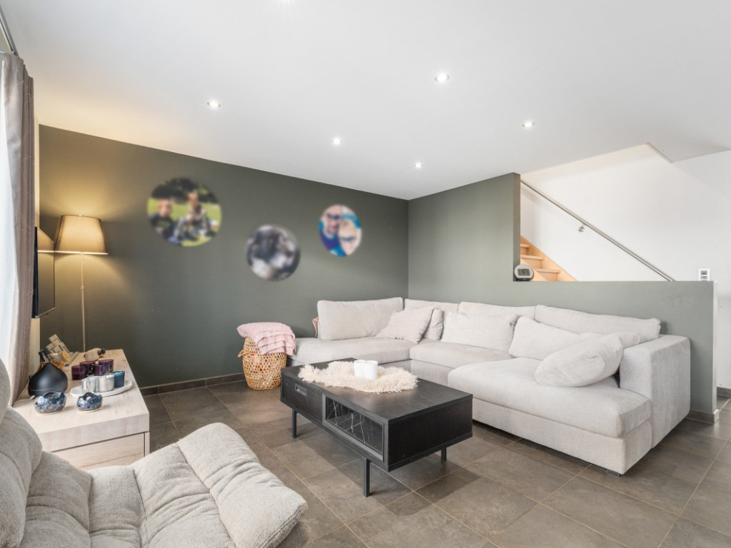 2de Jagers te Paardstraat - 6 - - 9220