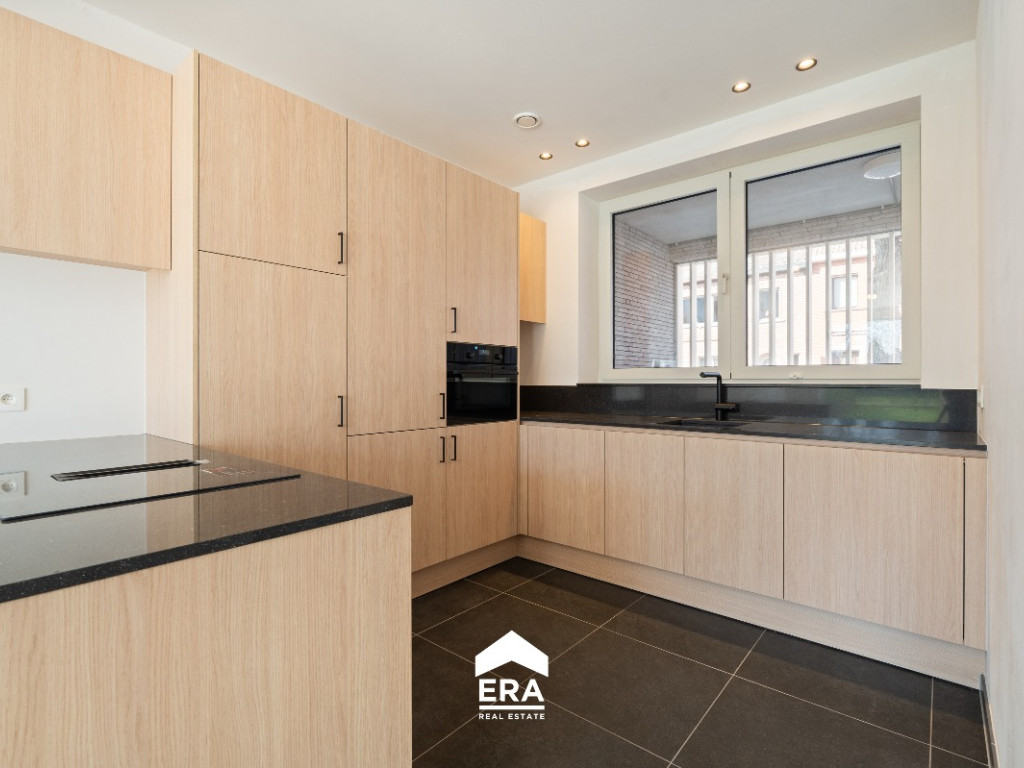 Heerweg-Zuid - 187 - - 9052