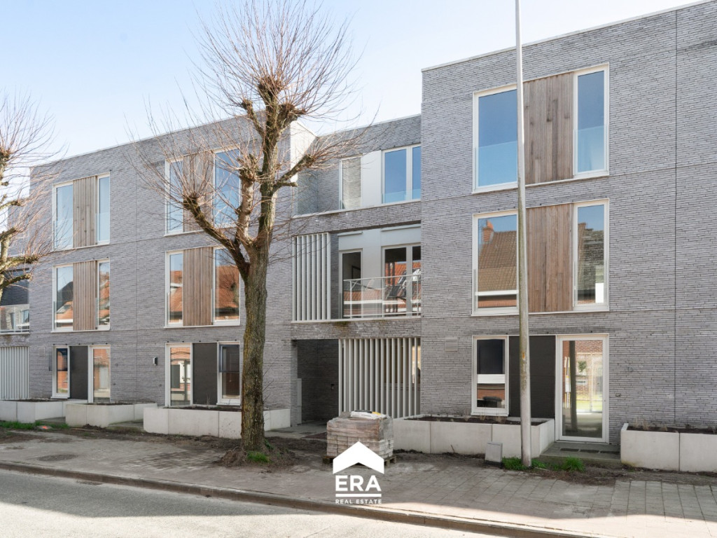 Heerweg-Zuid - 187 - - 9052