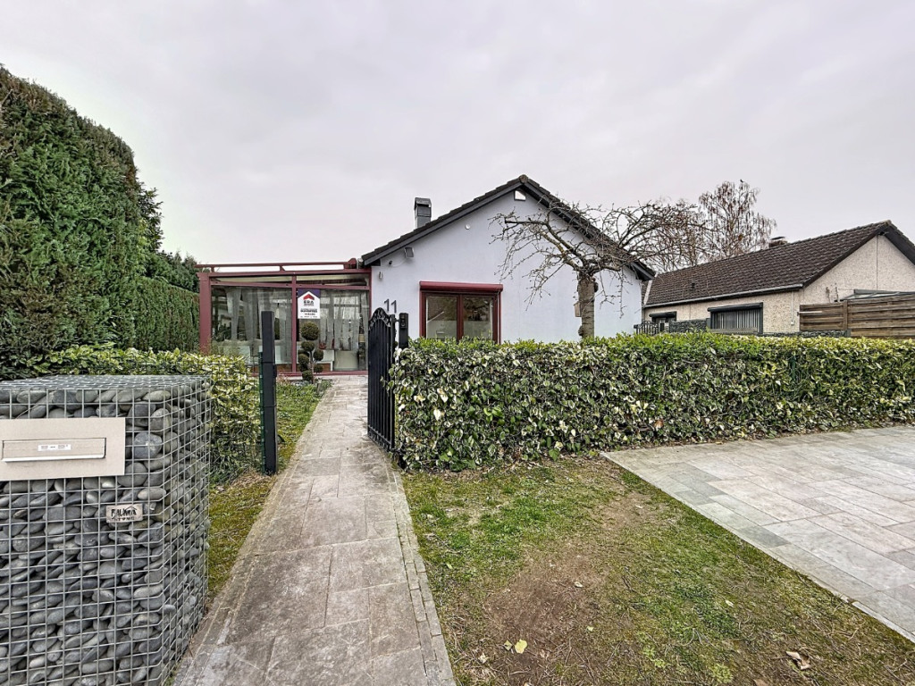 Rue Raoul Follereau - 11 - - 7020