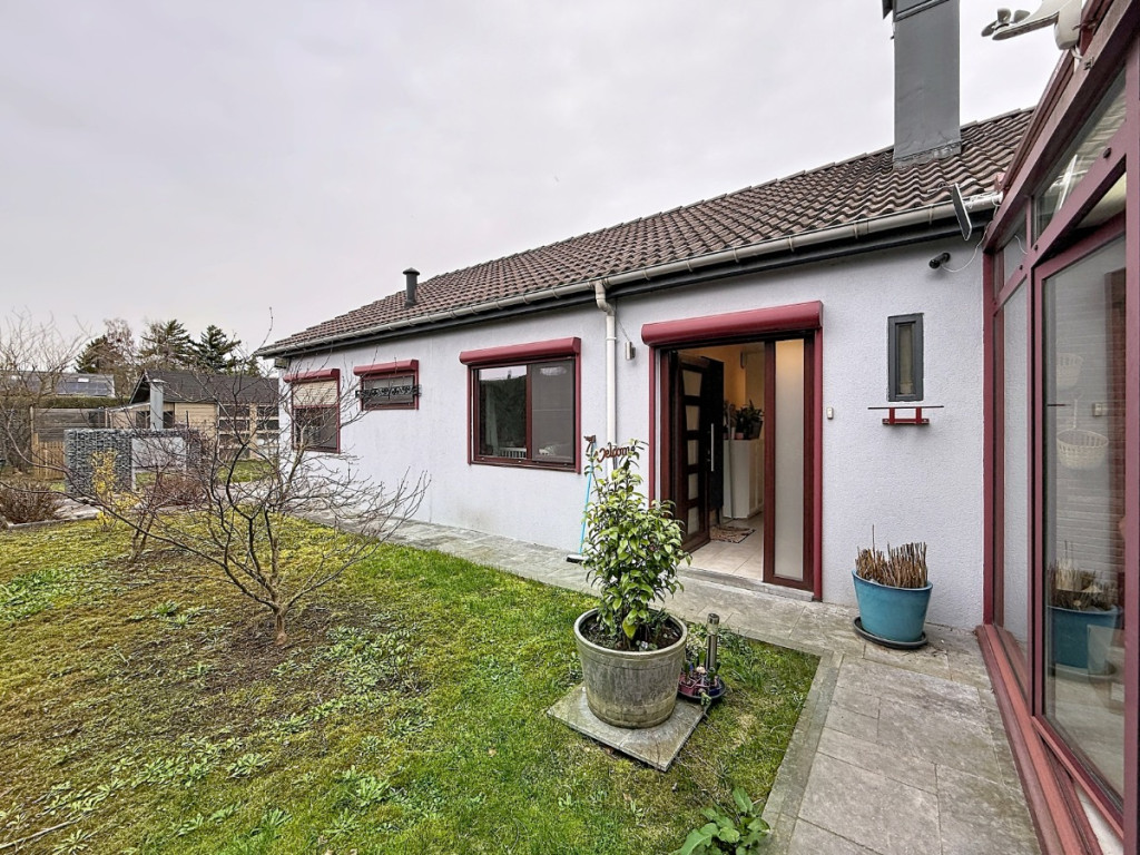 Rue Raoul Follereau - 11 - - 7020