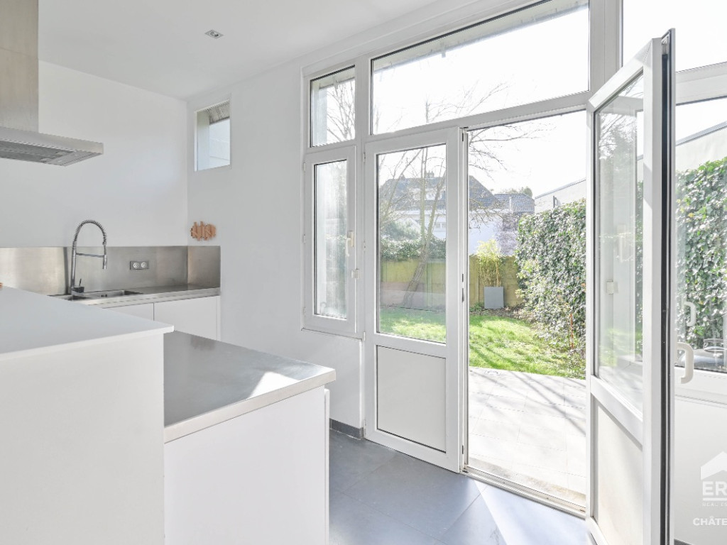 Chaussée de la Hulpe - 3 - 0 - 1180