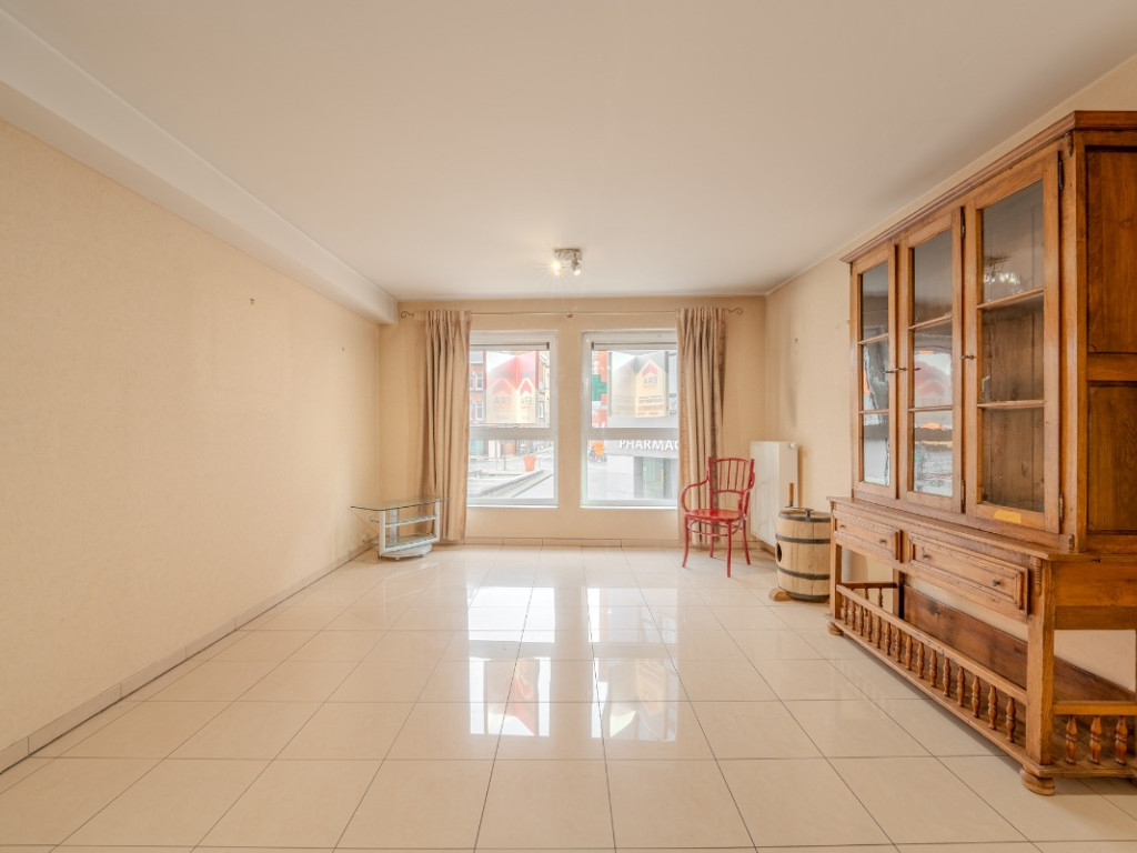 Rue Adolphe Sax - 76 - 1 - 5500