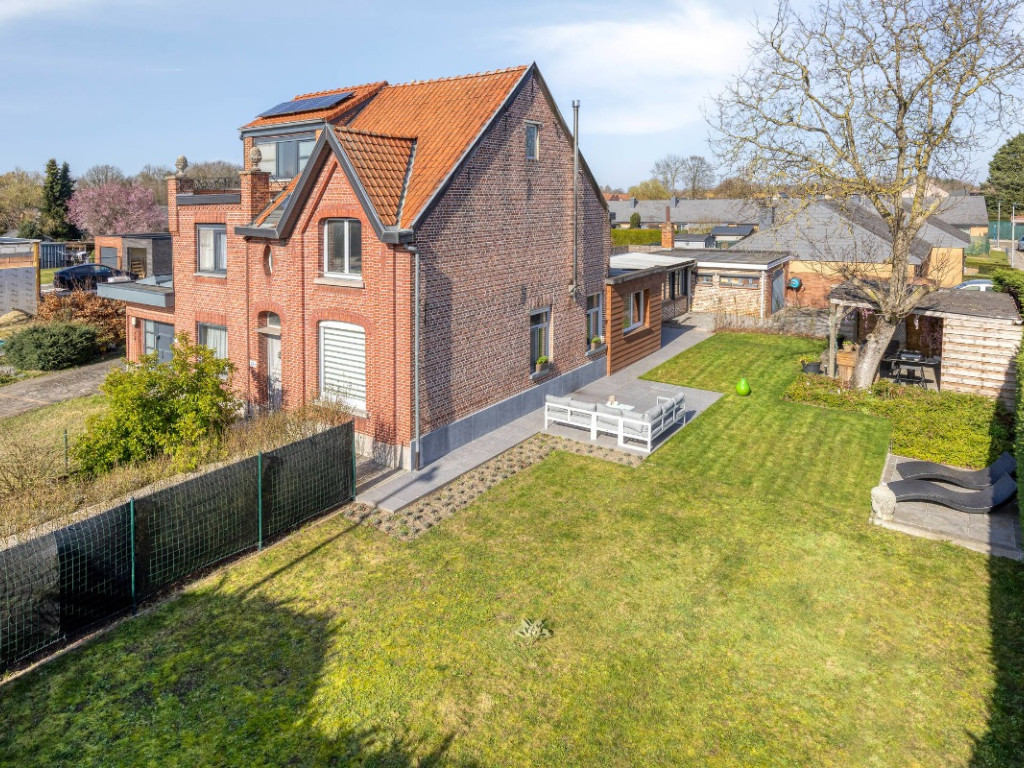 Putsebaan - 136 - - 3140