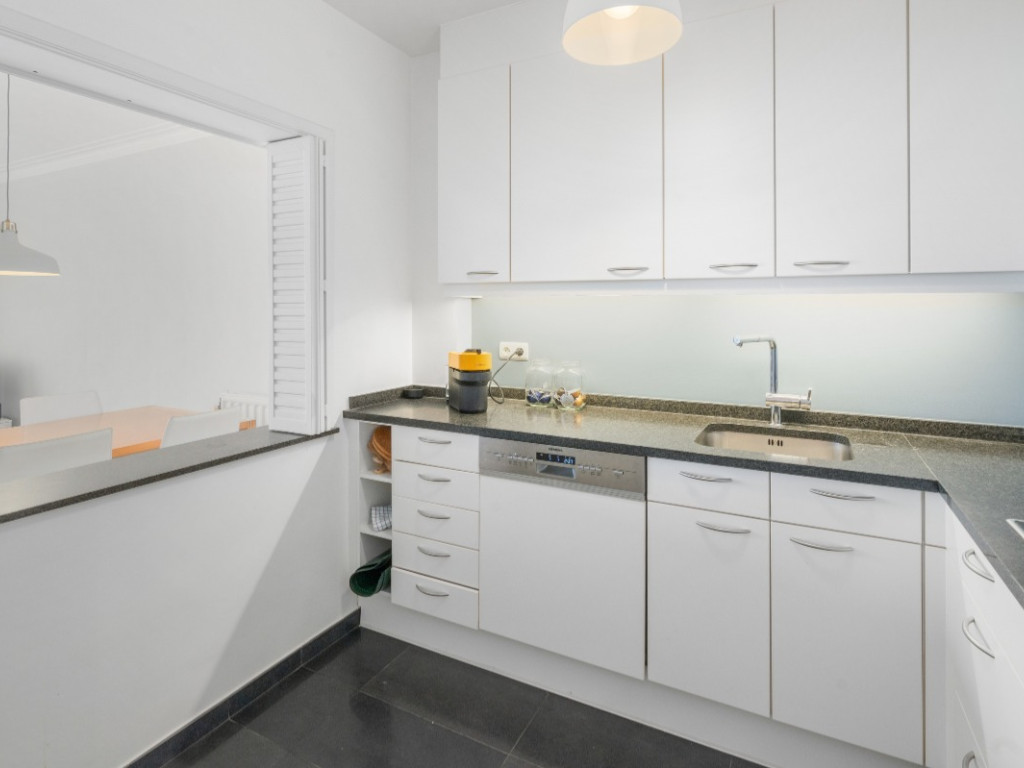 Zeedijk - 22 0803 - Rembrandt - 8620