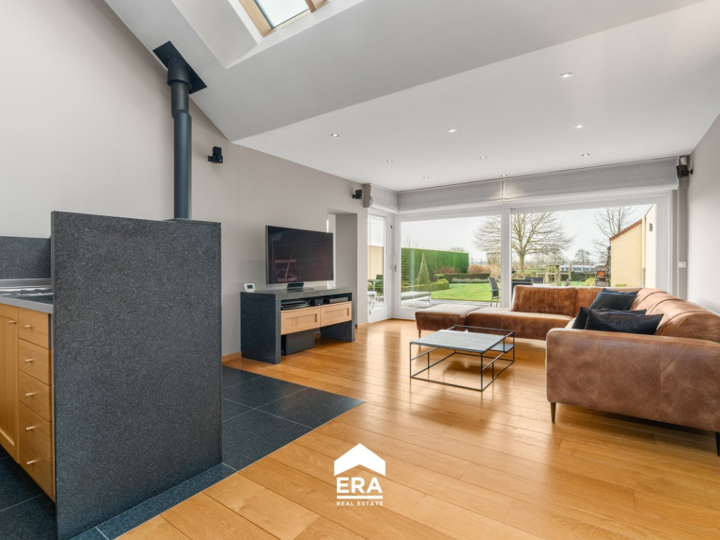 Molenstraat - 58-60 - - 9950