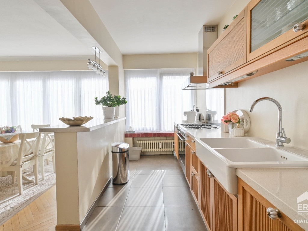 Avenue de l'Emeraude - 56 - 2 - 1030