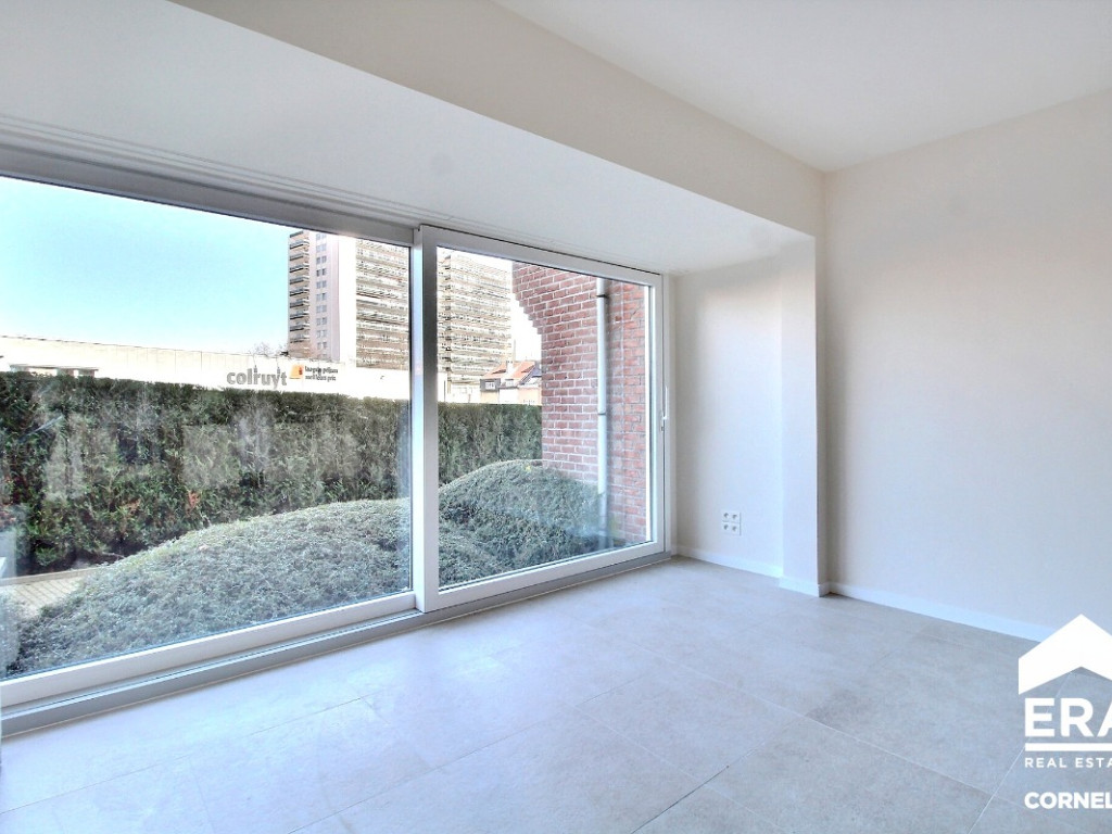 Rue Félix de Cuyper - 37 - F0 - 1070