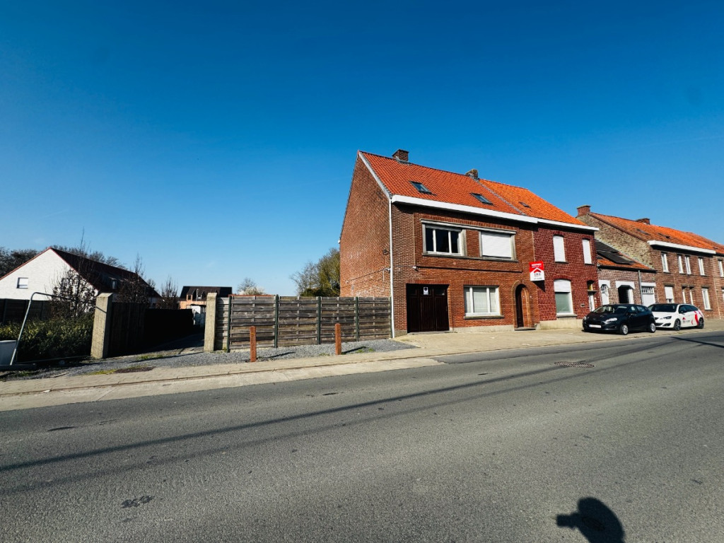 Papestraat - 56 - - 8880