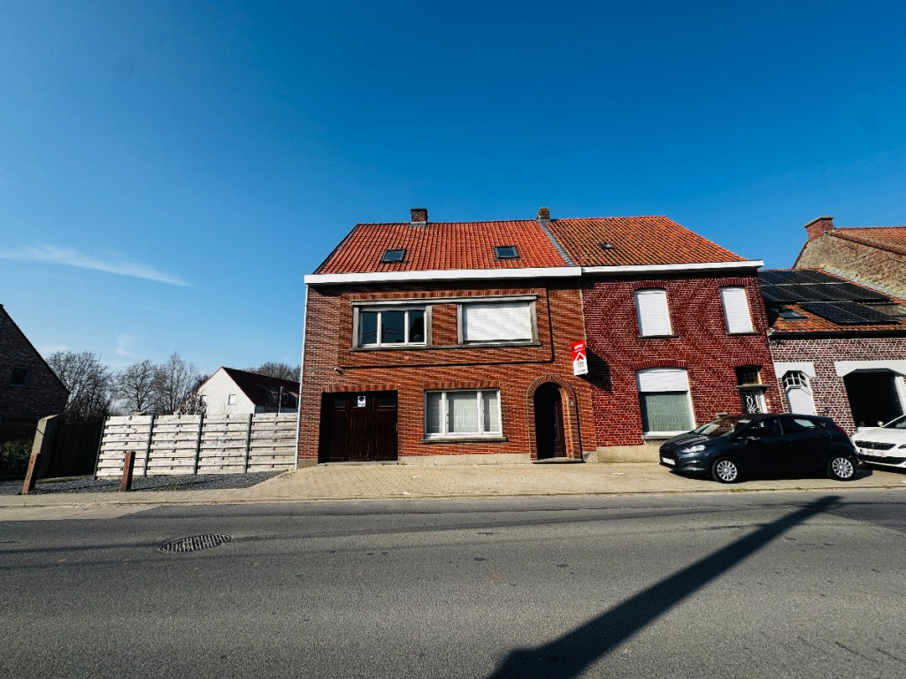 Papestraat - 56 - - 8880