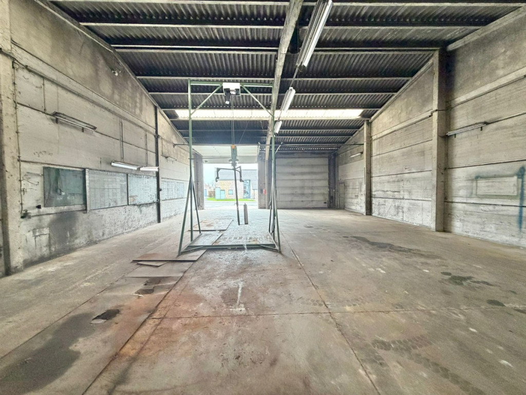 Millesteenstraat - 51 - - 8890