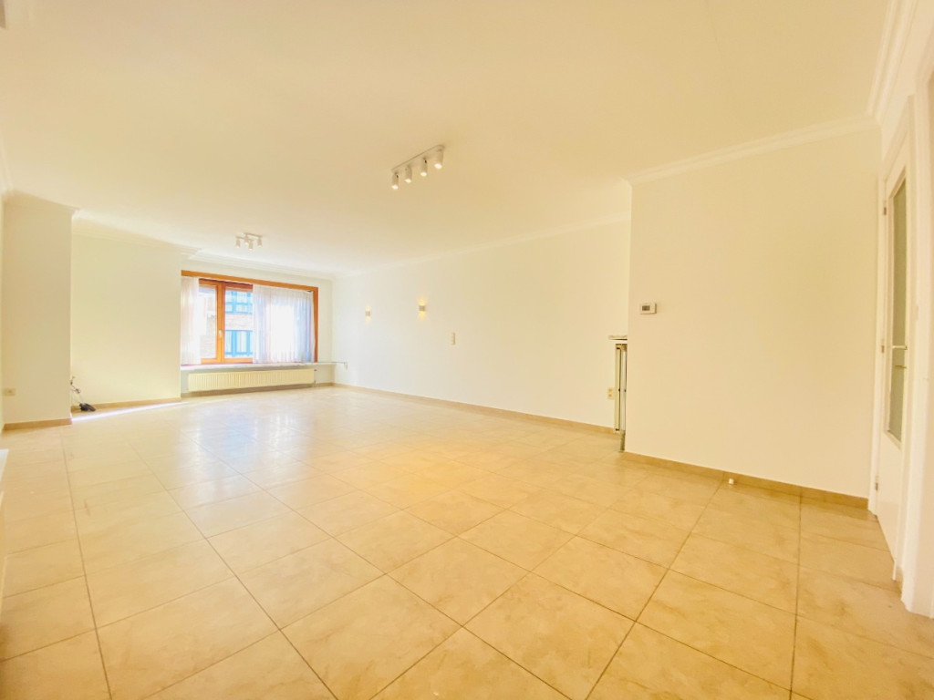 Roodbaardstraat - 1 - 0102 - 8560