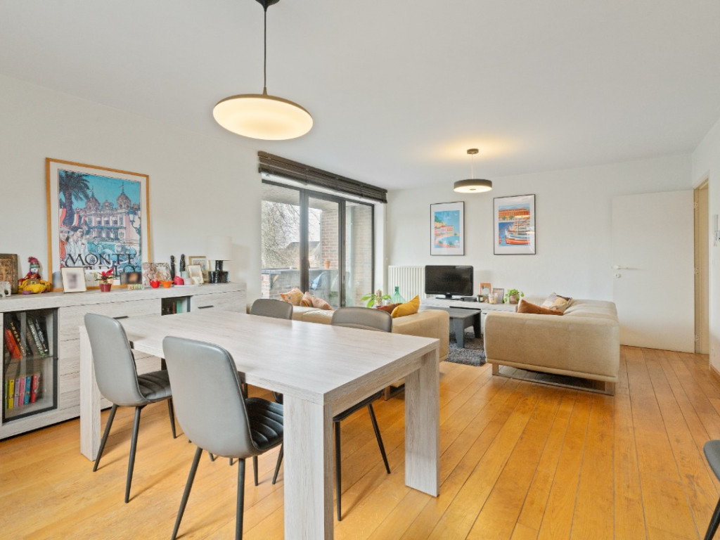 Dorpsplein - 3 - 3 - 1830