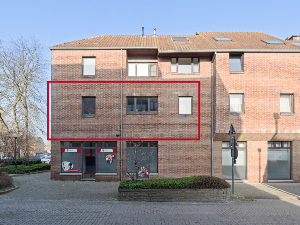 Dorpsplein - 3 - 3 - 1830