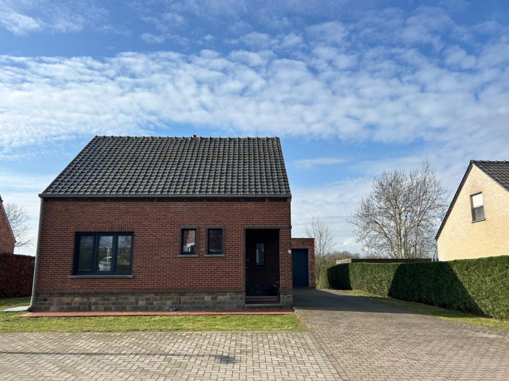 Amandinaweg - 77 - - 3540