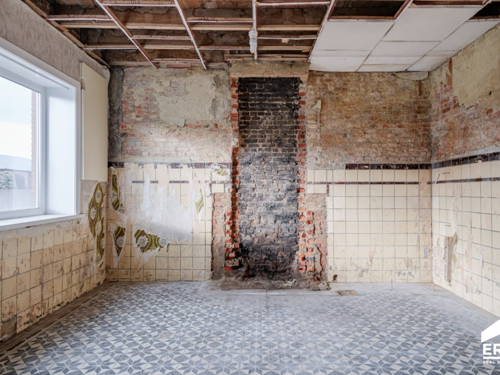 Nieuwe baan - 65 - - 2430