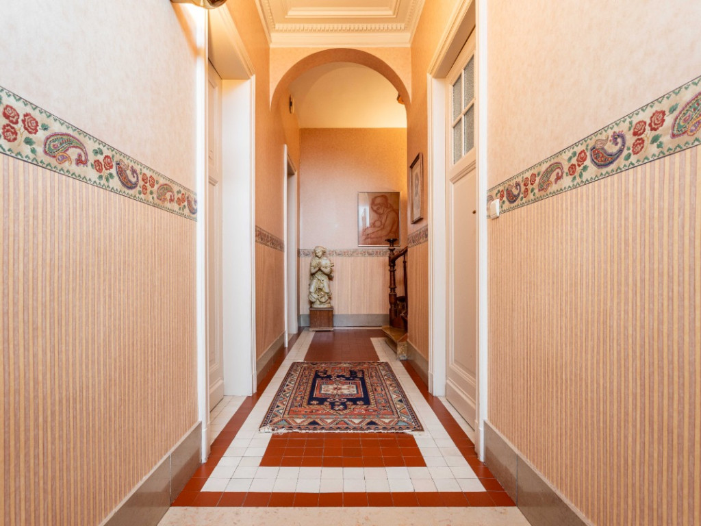 Stationsstraat - 86 - - 8551