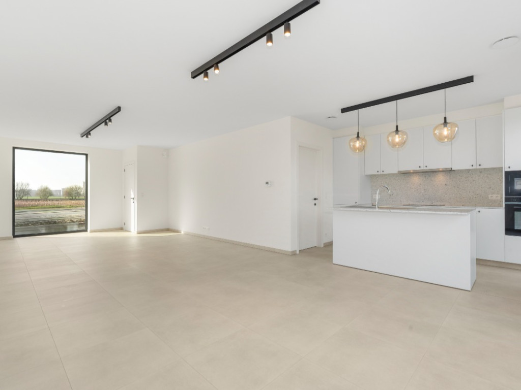 Rijksweg - 476 - - 8710