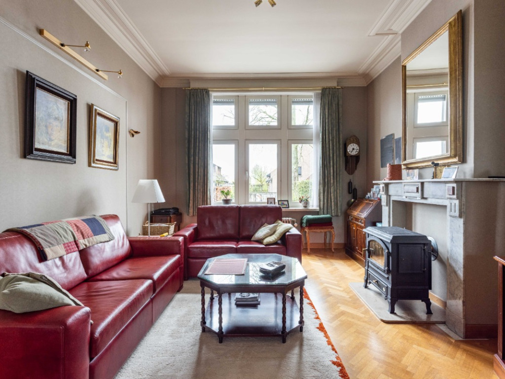 Stationsstraat - 86 - - 8551