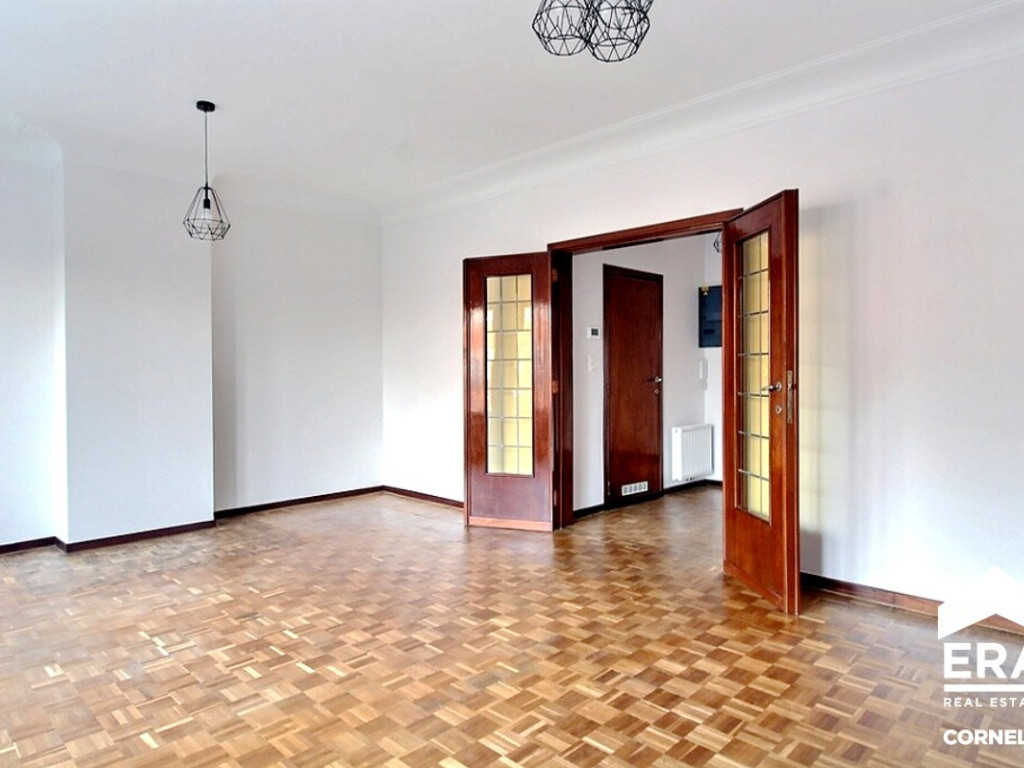 Rue Emile Versé - 16 - - 1070