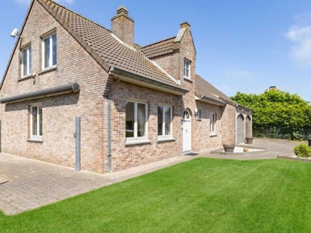 Strandloperslaan - 1 - - 8434