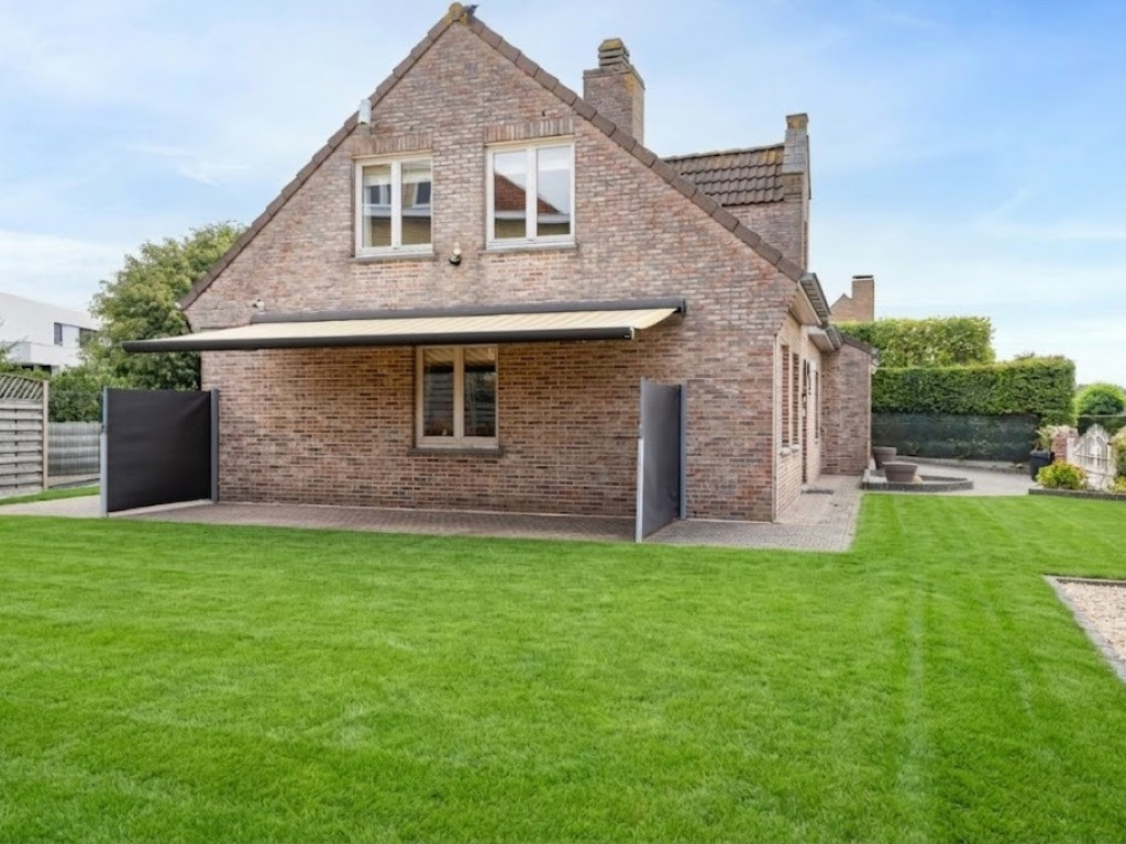 Strandloperslaan - 1 - - 8434