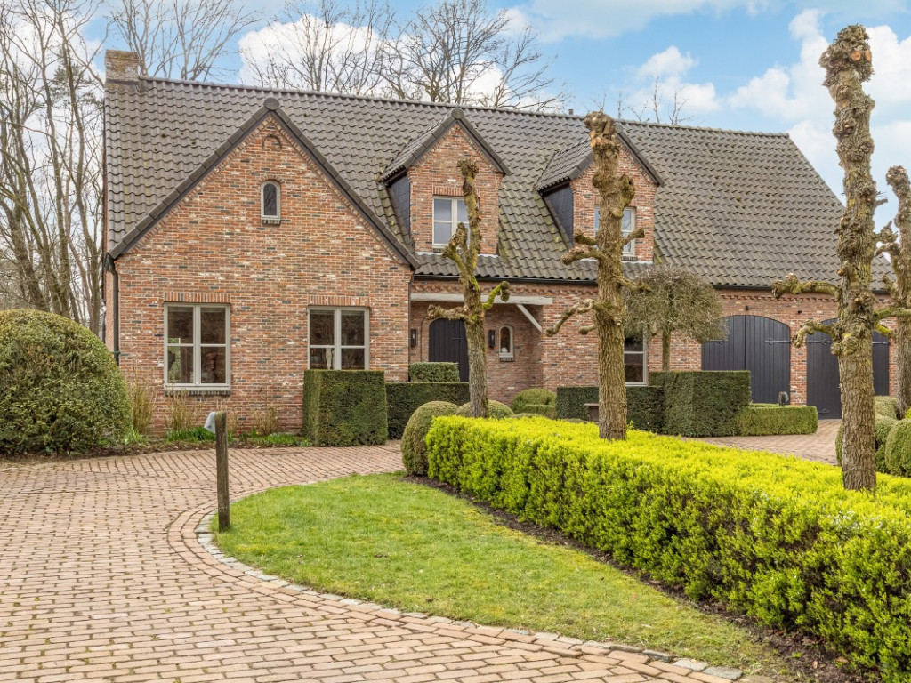 Beersebaan - 68 - - 2310