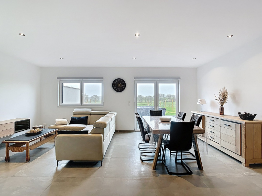 Rue de Magerieul - 43 - A - 6640