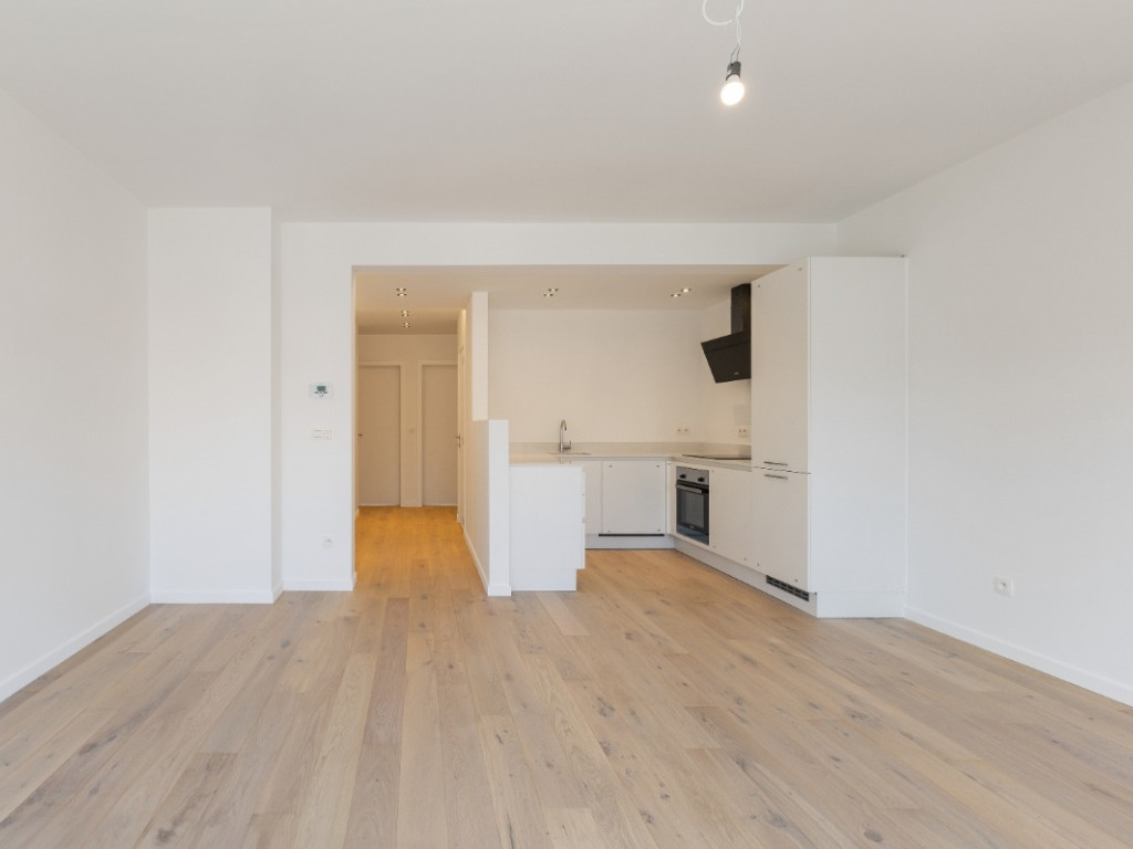 Schoonzichtstraat - 6 - 02.02 - 8670