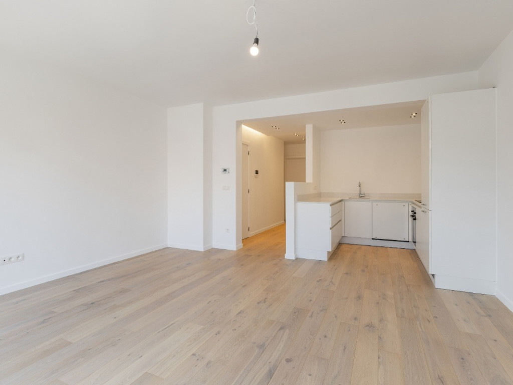 Schoonzichtstraat - 6 - 02.02 - 8670