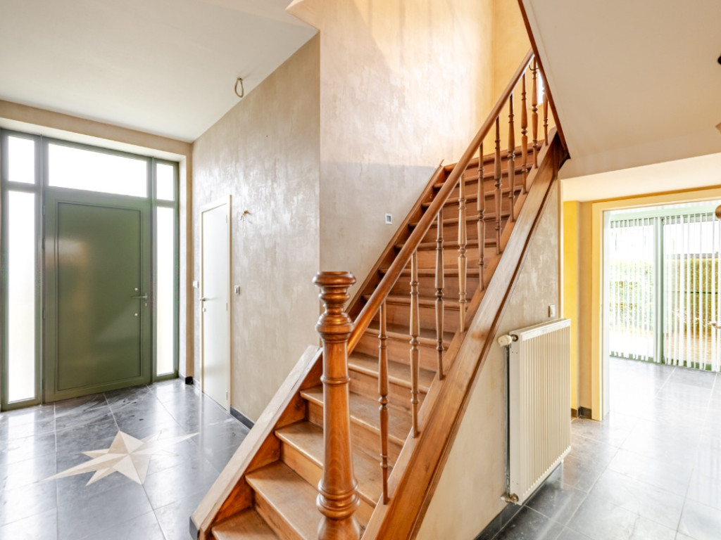 Elsburgstraat - 4 - - 9960