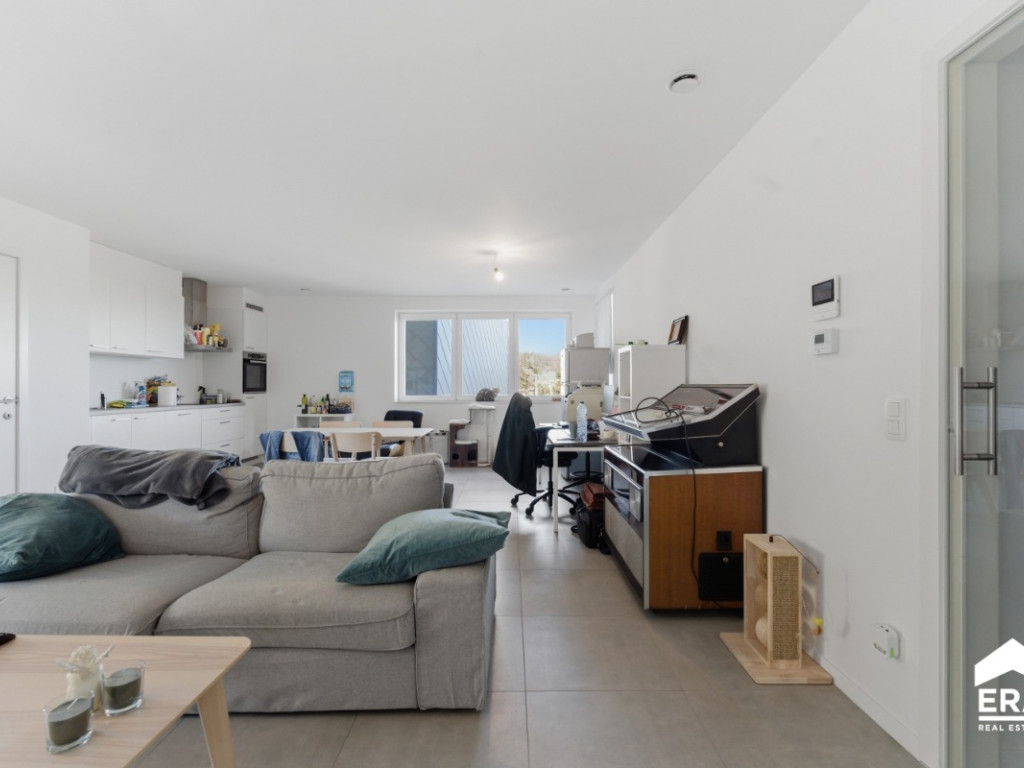 Guido Gezelleplein - 8A - 104 - 8840