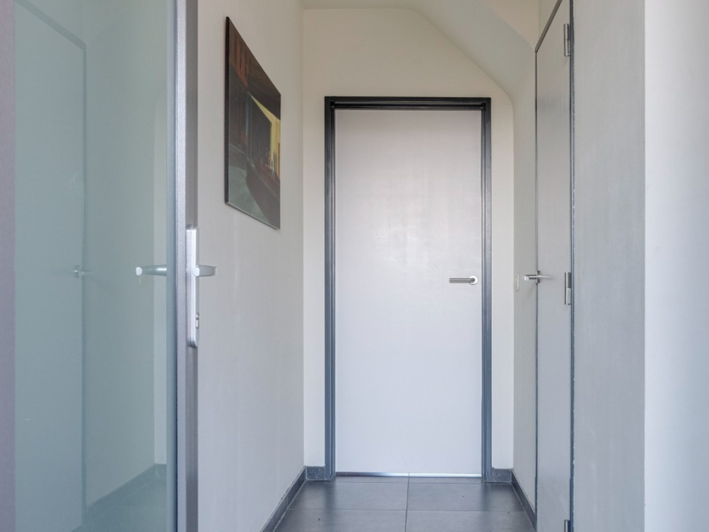 Vliegveldlaan - 1 - 2 - 3990