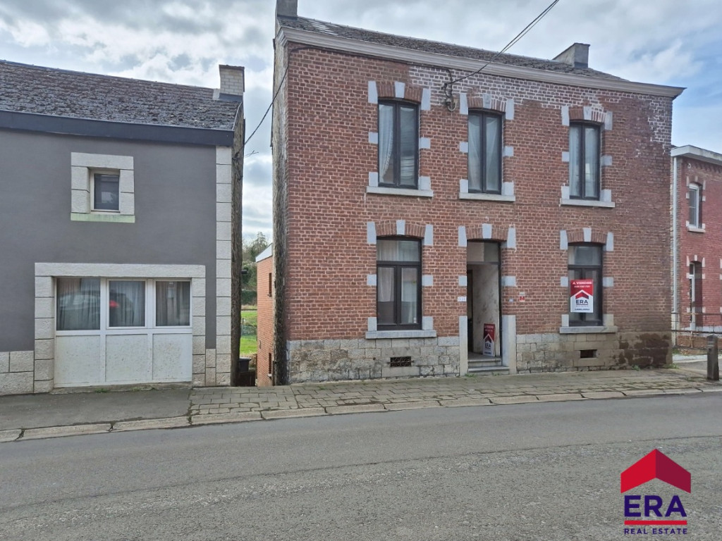 Rue du Val Notre-Dame - 328 - - 4520