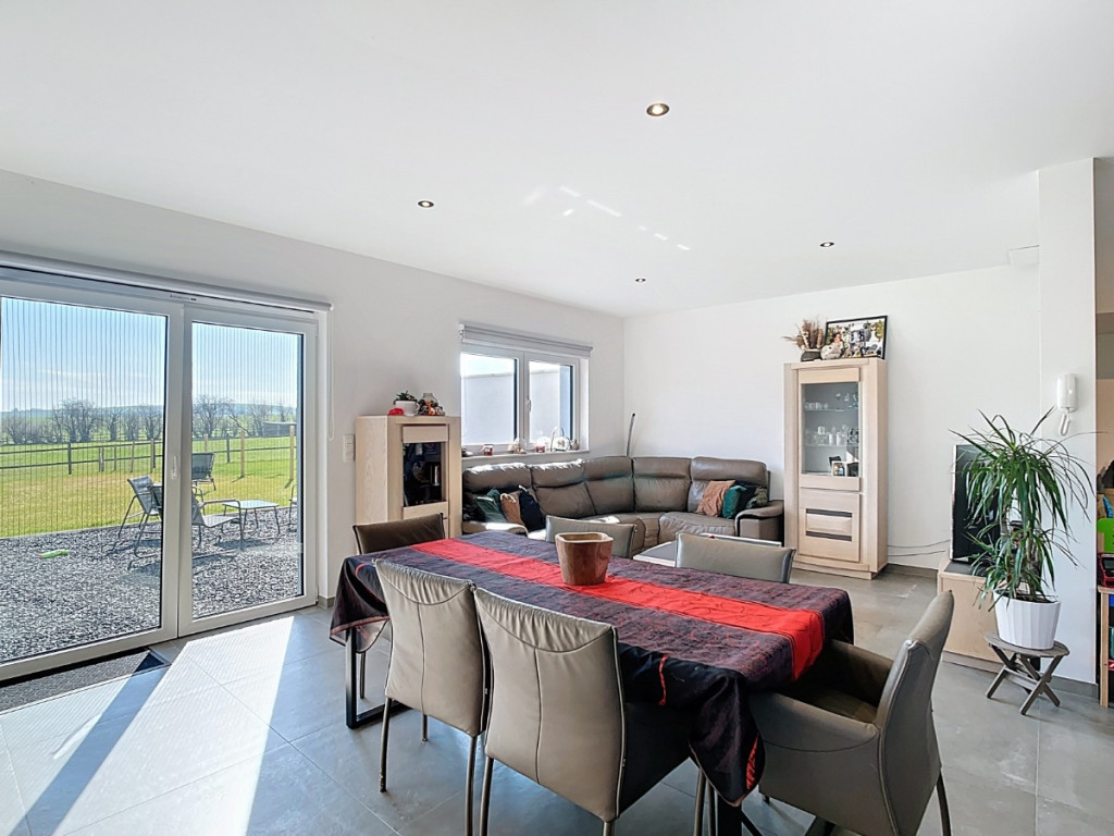 Rue de Magerieul - 43 - - 6640