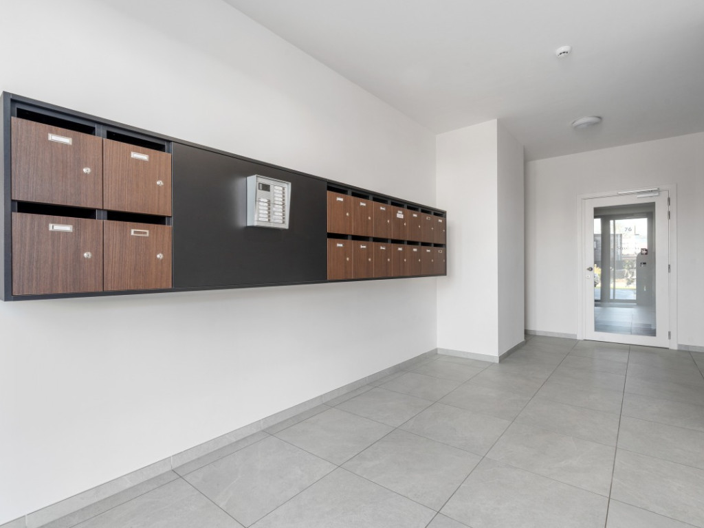 Staatsbaan - 76* - - 1.3 - 9870