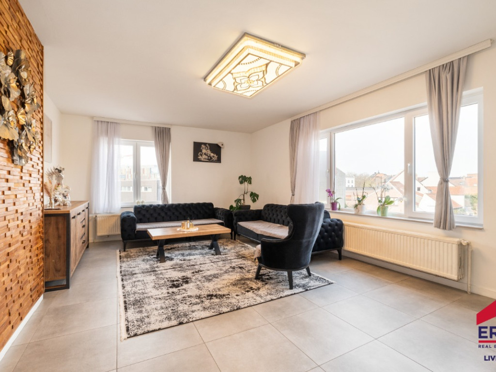 1 Meistraat - 3 - - 9300