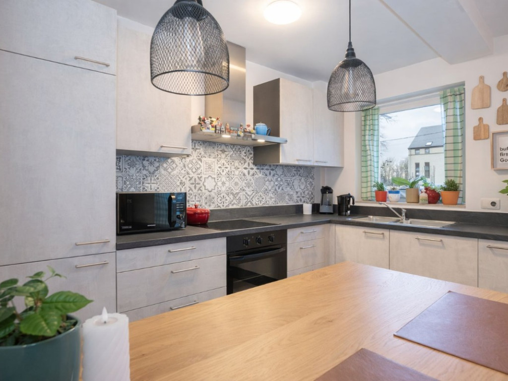 Route de Neufchâteau - 425 - 001 - 6700