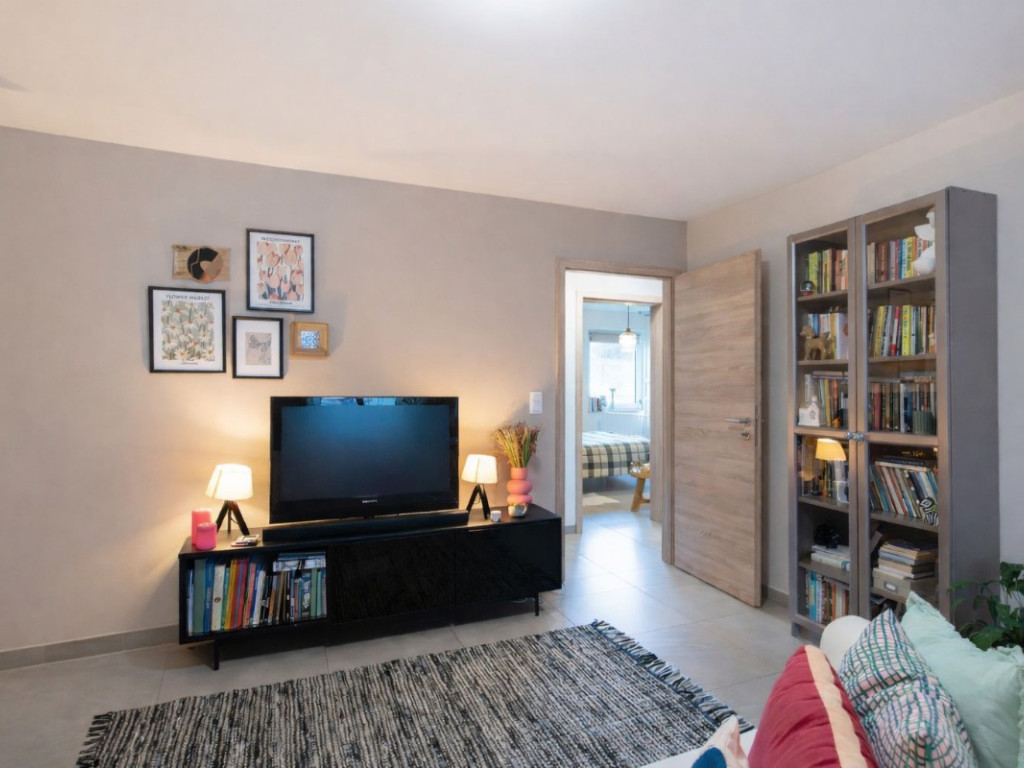 Route de Neufchâteau - 425 - 001 - 6700