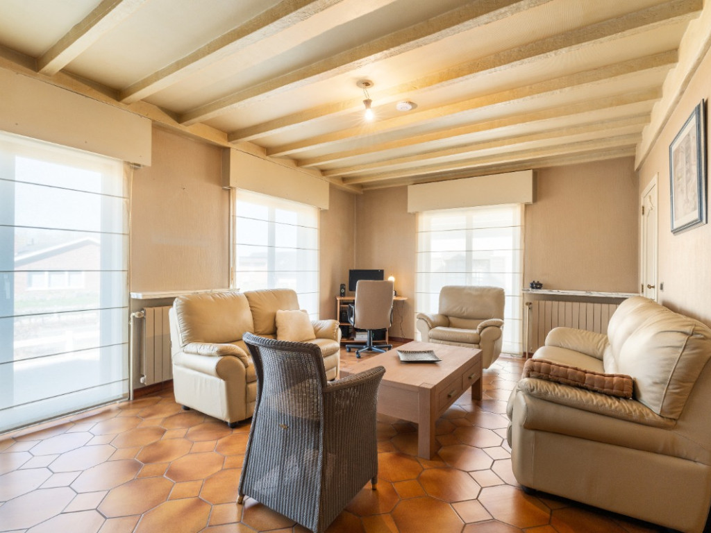 Nekkersput - 16 - - 9400