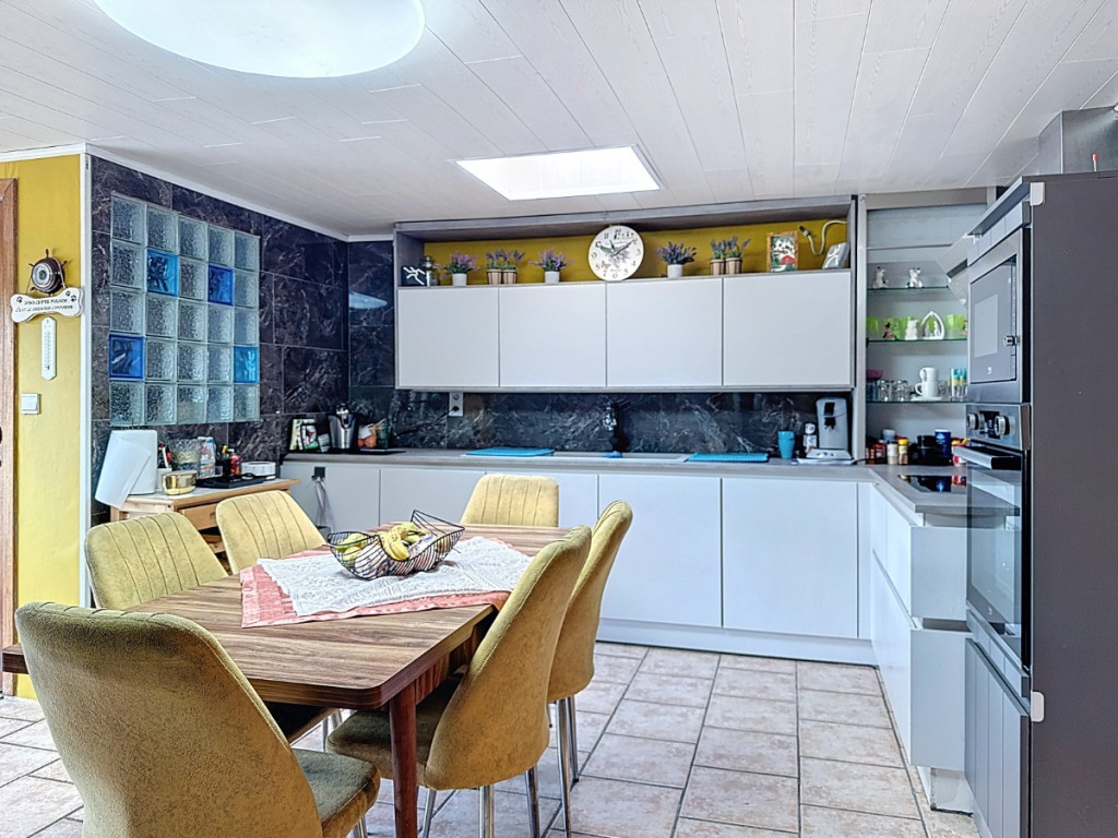 Rue Florent Pirotte - 58 - - 4430