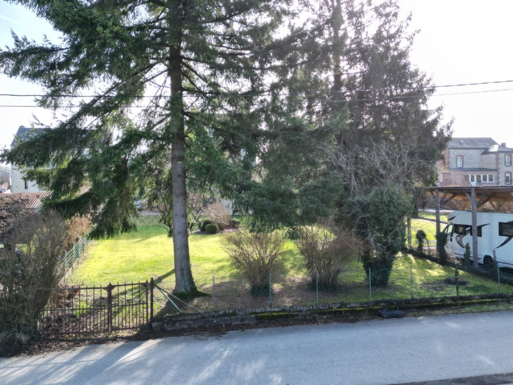 Chaussée de Rochefort - 16 - - 6900