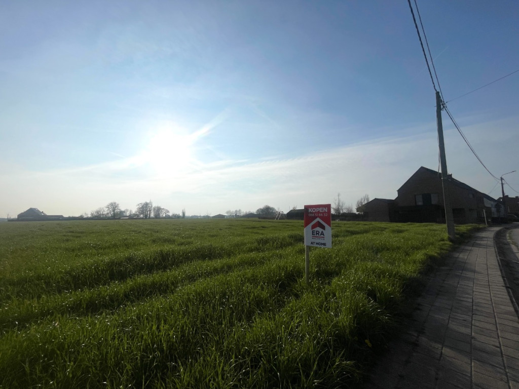 Kortrijksestraat - Grond L5 - - 8890