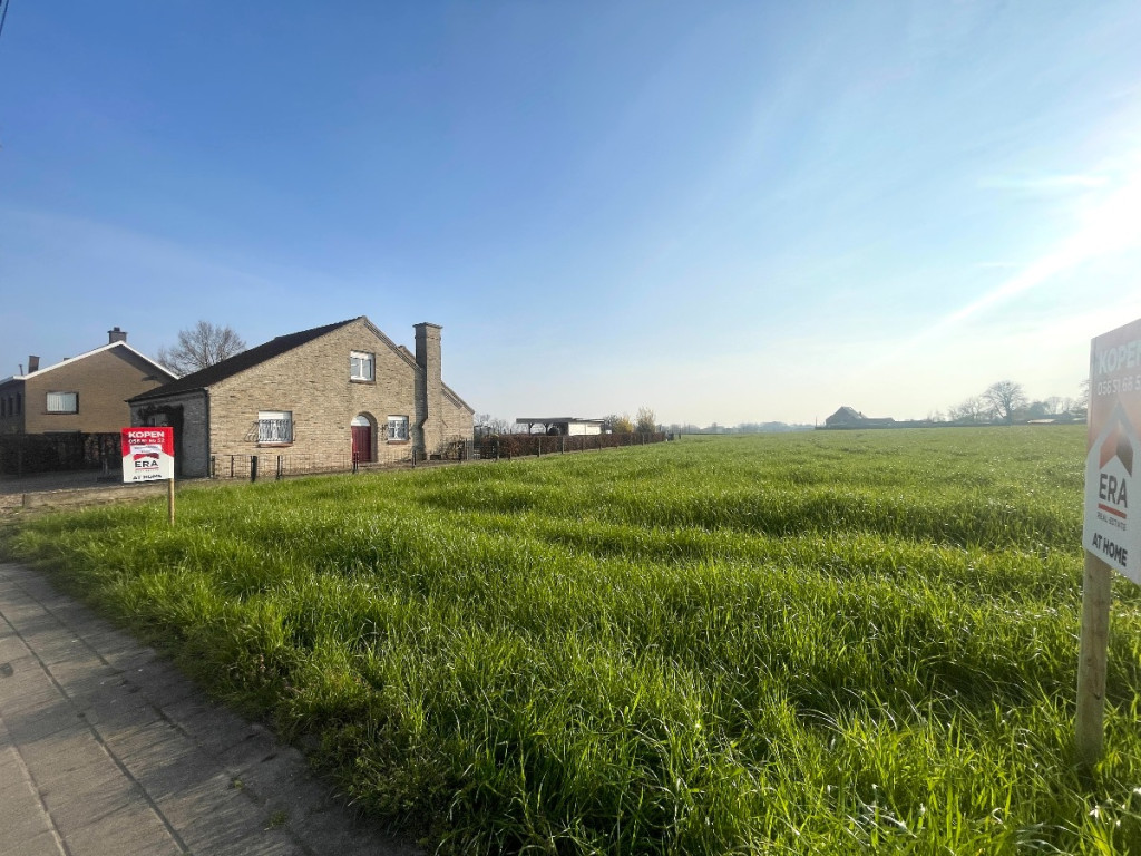 Kortrijksestraat - Grond L6 - - 8890