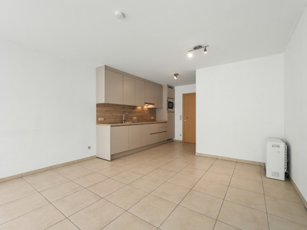 Antwerpenstraat - 11 - 0101 - 8450