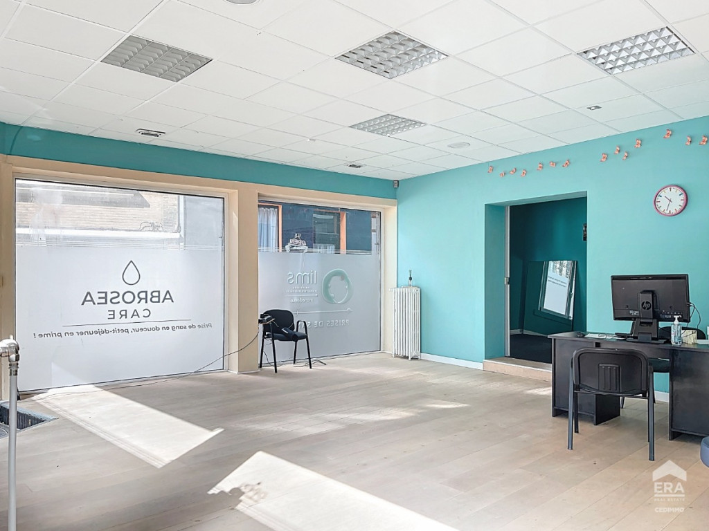 Place Abbé Renard - 5 - - 1420