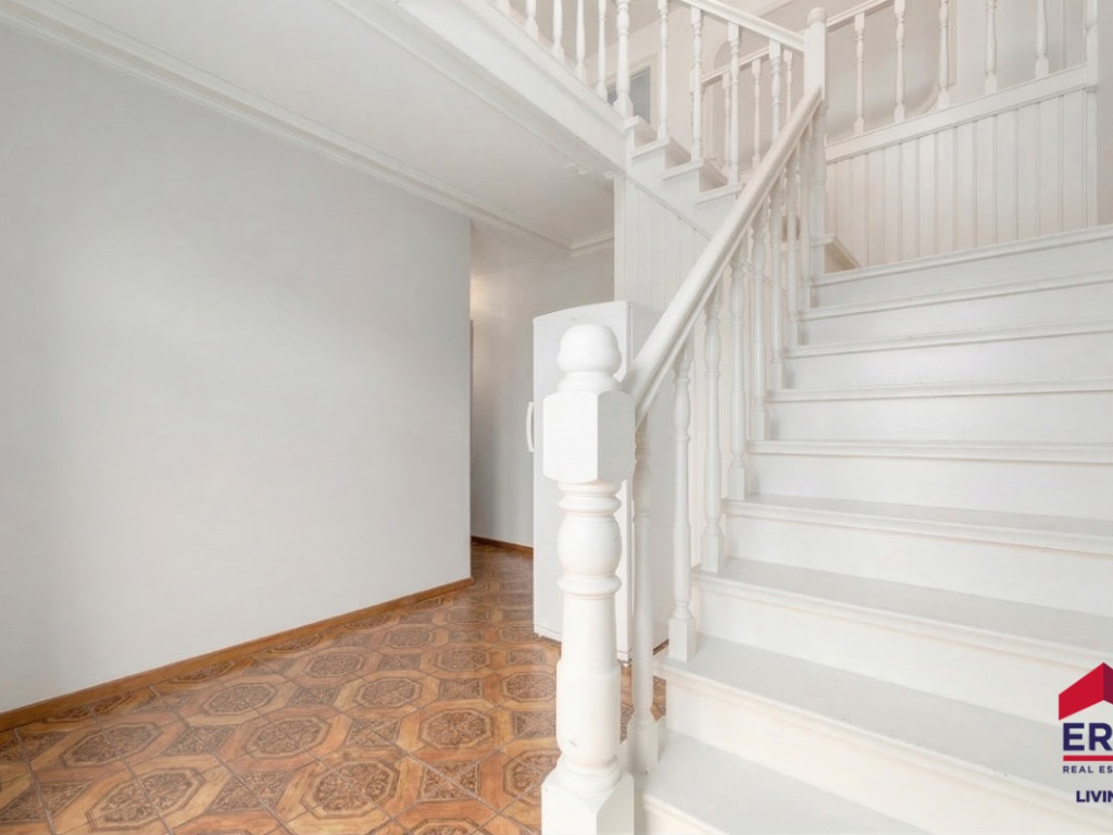 Stationsstraat - 51 - - 9420