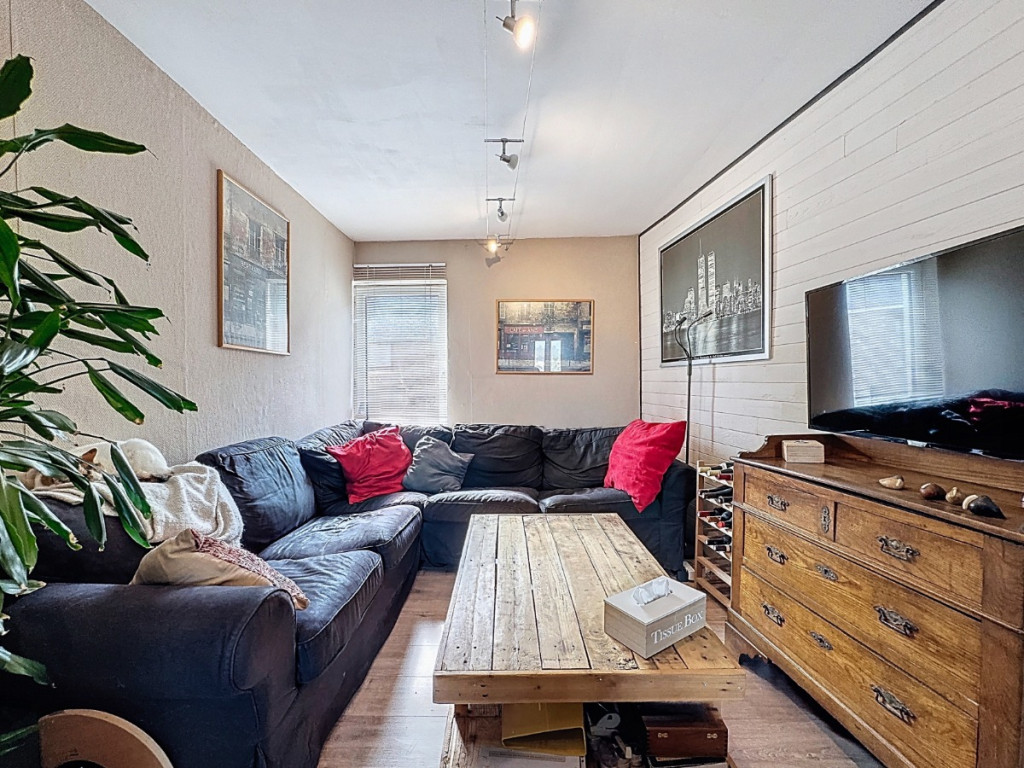 Rue Pierre Flamand - 201 - 3 - 1420