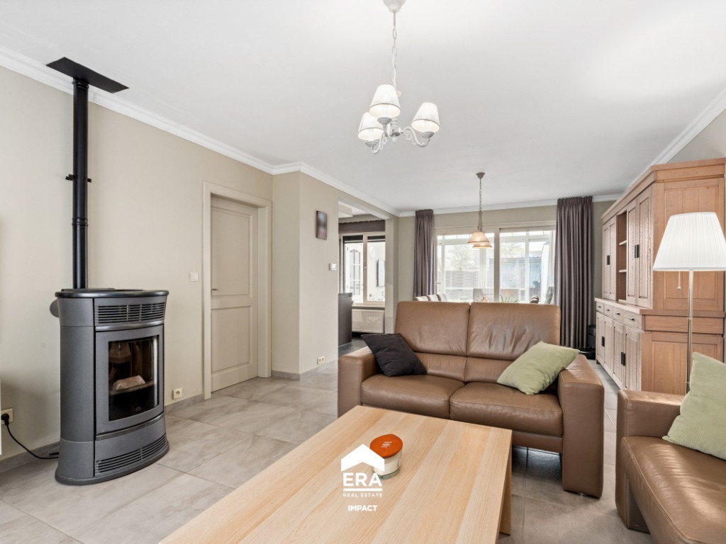 Burgemeester Voetslaan - 34 - - 3990